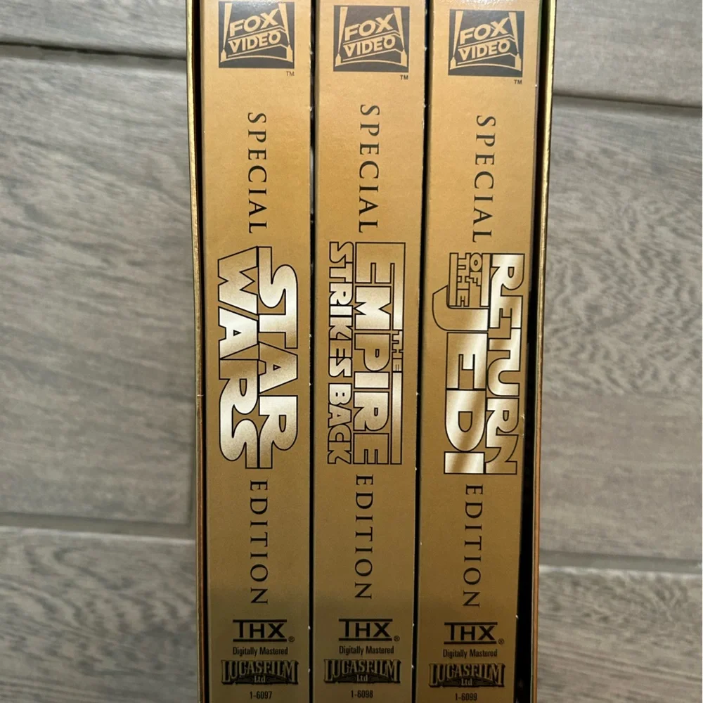 Star Wars Trilogy VHS set gold black collectors item boxed set 3 VHS set Jedi